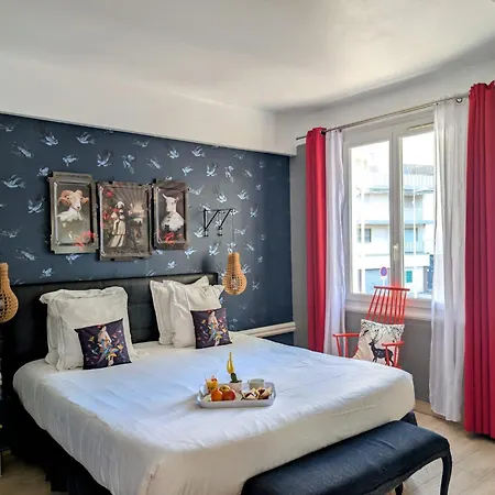 Otel Mademoiselle