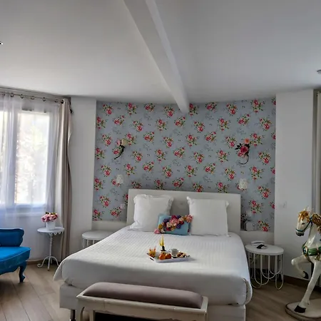 Mademoiselle Otel 4*